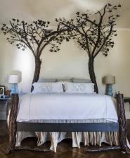 Beds TOUCH HERE